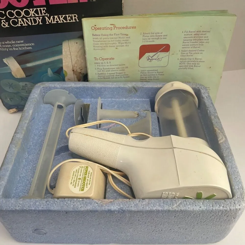 Vintage WearEver 70001 Super Shooter Electric Cookie Canapé Candy Maker Parts